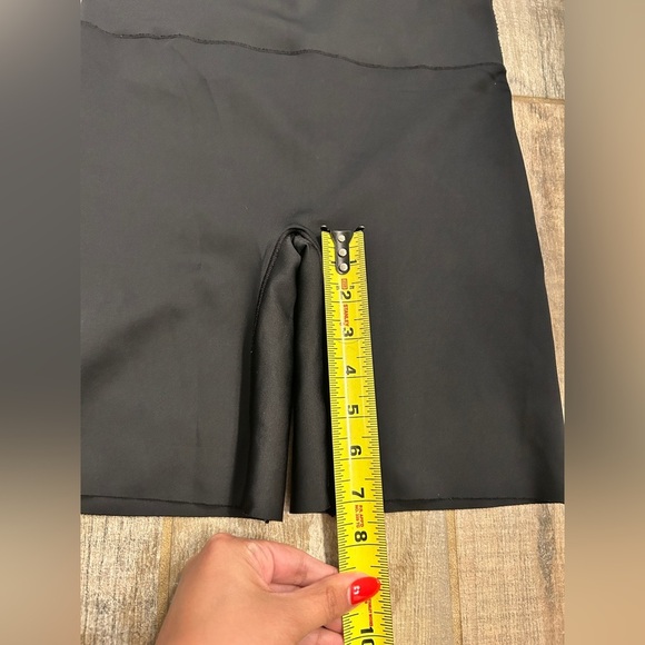 Juicy Couture Bike Shorts Black Women’s Size Large - Picture 6 of 6